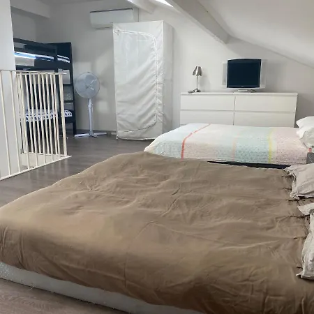 Les Vignerons פרונטיניאן