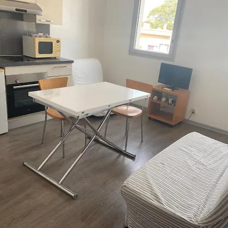 Les Vignerons דירה